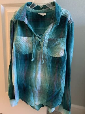 MUDD - Lace-up Soft Pullover Shirt in Trendy Green Plaid - Girls Size 14 - Image 1 of 2