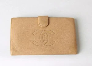 Auténtica cartera plegable de cuero caviar beige CHANEL - Imagen 1 de 9