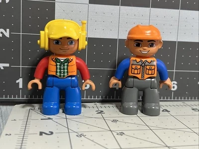 Lego Duplo Figure Helicopter Pilot And Mechanic. - Image 1 of 4