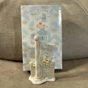 Precious Moments Sugar town Flag Pole Figurine 184136 1996 Accessory Piece - Picture 1 of 3
