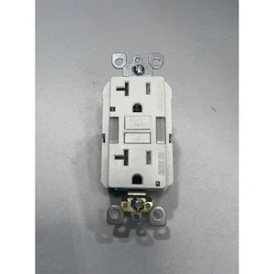 Receptáculo Leviton 20A Smartlock Pro Gfci con luz nocturna - 125 V resistente a manipulaciones - Imagen 1 de 5