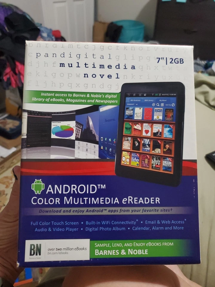 Pandigital Novel 7" Multimedia eReader Barnes Noble, 2GB - Image 1 of 3