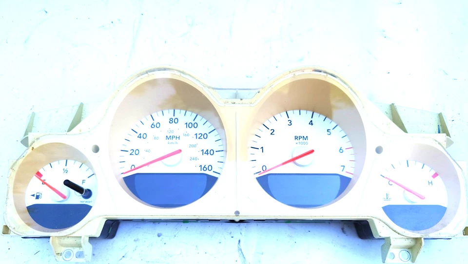 Dodge Charger R/T 2006 velocímetro cuadro de instrumentos OEM 56044947AI Foto 1 de 1