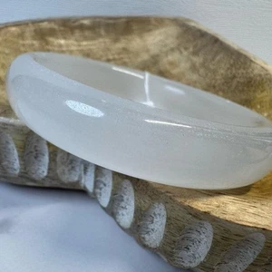 White Jade Hard Bangle -59.8mm - Picture 1 of 4