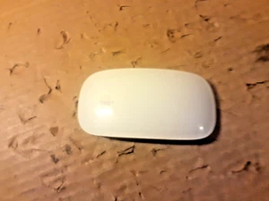 Apple A1296 MB829B V1 Magic Wireless Bluetooth Maus Weiß - Bild 1 von 8