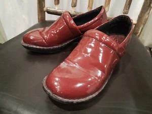 BOC Born Women Size - 8.5 Glossy Red Clogs - Picture 1 of 7