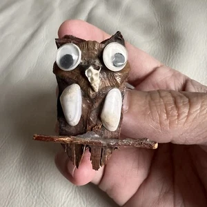 Handcrafted Wood and Shell Owl Pin with Googley Eyes - Picture 1 of 6
