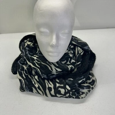 Apt 9 Mujer Grande Reversible Estampado Animal y Bufanda Infinita Negra Foto 1 de 4