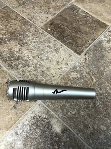BRIAN WILSON THE BEACH BOYS SIGNED AUTOGRAPHED MICROPHONE VERY RARE PLEASE READ - Picture 1 of 5