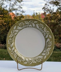 J G Meakin Staffordshire Victoria Sterling Green Renaissance Dessert Plates(3) - Picture 1 of 3