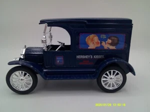 ERTL COLLECTIBLE 1917 HERSHEY's MODEL T - Locking BANK - 1/25 scale Rubber Tires - Picture 1 of 11