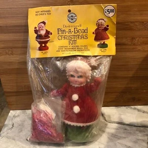 Vintage Walco Pin A Bead Christmas Kit Tabletop Mrs Claus Decoration #6014 - Picture 1 of 7