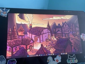 Wacom Cintiq 24” Touch with Brand New Parts But Cracked Screen - Photo 1/12