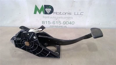 Chevrolet Colorado 2017-2024 pedal de freno 23326809 Foto 1 de 4