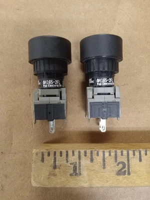 Fuji Electric AH165-2FL E3 Round Push Button Switches, Lot of Two - Image 1 of 4