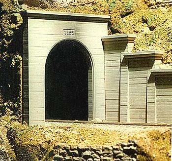 Chooch Enterprises 8320 HO Scale Single-Track Concrete Tunnel Portal - Image 1 of 1