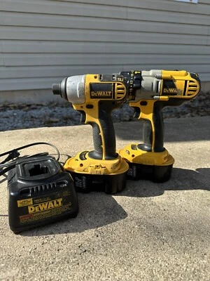 DEWALT 18V Compact Drill/Driver Set With Two Batteries And Charger - Image 1 of 4