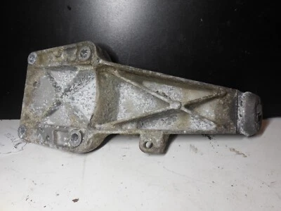 Soporte de montaje del motor izquierdo BMW E46 6750853 OEM 01-05 325xi 330xi Foto 1 de 4