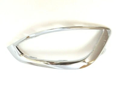 Chrysler Pacifica 2020 Voyager LH 2017-2020 lámpara antiniebla envolvente cromada OEM Foto 1 de 4