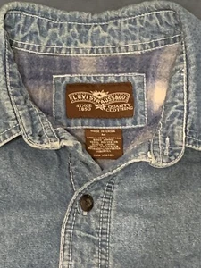 Vintage Levi’s Denim Trucker Jacke Herren M gefüttert kariert Flanell gesteppte Ärmel - Bild 1 von 13