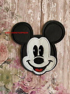 Iron on Patches - 4x4 Mickey Mouse Patch - Disney Theme Iron On Patch - Picture 1 of 2