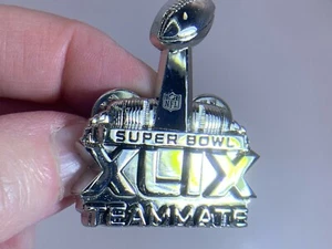 NFL Super Bowl XLIX 2-2-15 Teammate Vintage Tack Pin T-187 - Picture 1 of 4