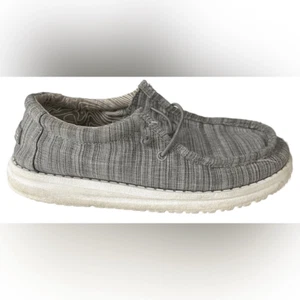 EUC Hey Dude Wally Youth Boys Gray and White Slip-On Loafers Shoes - Size YT 1 - Picture 1 of 10