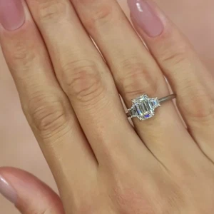 Engagement 18k White Gold Ring Lab Grown Emerald 2.15 Ct IGI Certified Diamond - Picture 1 of 10