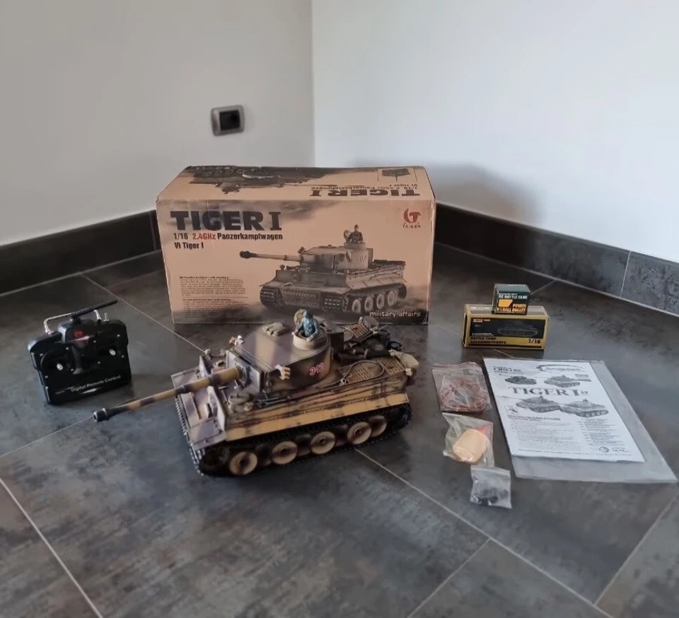 Carro armato 1/16 Tiger I versione metall edition - Immagine 1 di 4