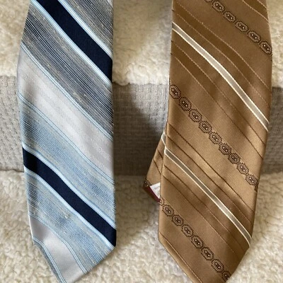 Lote de 2 corbatas carter holmes Foto 1 de 4