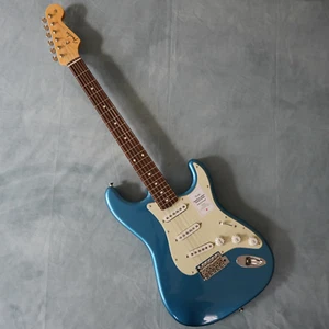 Fender Made in Japan Traditional 60s Stratocaster Rosewood Lake Placid Blue - Picture 1 of 15