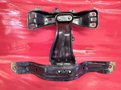 Juego de montaje travesaño motor transmisión manual Subaru WRX 2015-2021 - 38 k Foto 1 de 4