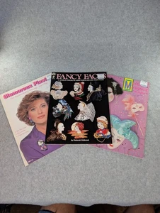 Vintage Bastelbuchset 3 ausgefallene Gesichter, Schmuck und Masken Bastelprojekte - Bild 1 von 15