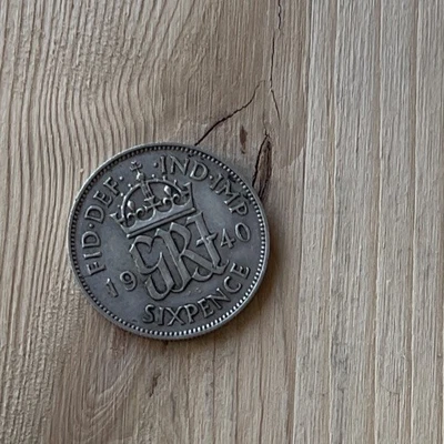 Sixpence coins unpolished original from 1940 50% silver coin - Image 1 of 2