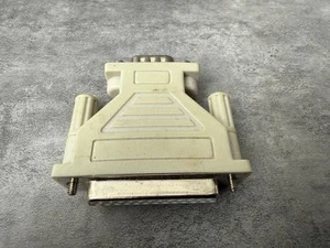 Adapter D-Sub 9 pol Stecker auf D-Sub 25 pol Buchse! Monitor! Anschluss! - Bild 1 von 3
