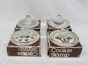 4 Wiener Glas Vintage Keksstempel mit Original Schachteln Blumen orange Herzen - Bild 1 von 5