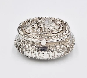 19TH CENTURY CONTINENTAL SOLID SILVER SNUFF / TRINKET BOX c1890 - Picture 1 of 8