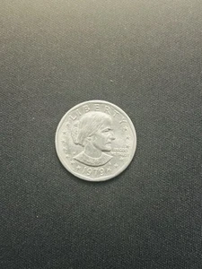 Susan B Anthony Liberty Silver Dollar *RARE* - Picture 1 of 2