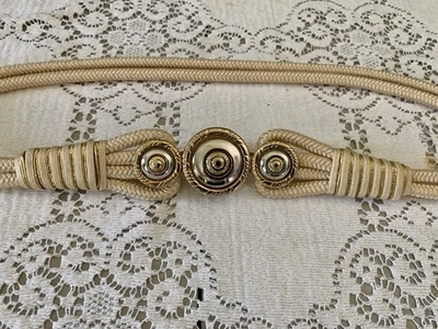 Cinturón Vintage Años 80 Plata/Dorado Medallón Elástico Distintivo M/L Marfil Cierre Frontal Foto 1 de 4