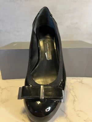 Zapatos de salón Dana Buchman para mujer talla 10 negros usados con poco desgaste (B5) Foto 1 de 4