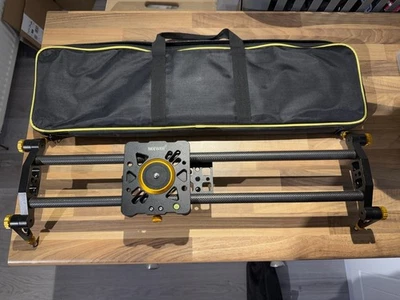 Neewer 60cm Carbon Fibre Camera Slider - Image 1 of 4
