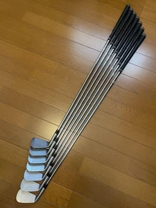 Honma Beres Pro 7 Eisen Golfschläger Set Steuerung - Bild 1 von 12