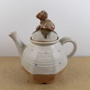 Sandra McKenzie Schmitt Kunstkeramik Teekanne Löwe Deckel Endstück 9" hoch - Bild 1 von 6