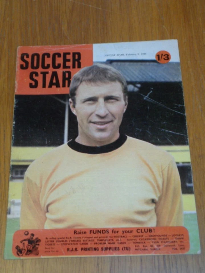 SOCCER STAR 9TH FEBRUARY 1968 UK MAGAZINE = - Image 1 of 1