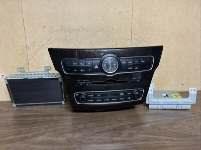 2014-2016 Kia Cadenza GPS Navigation Information Display Screen 96525-3R105 OEM - Image 1 of 4