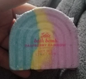 Girls Justice Rainbow bath bomb (raspberry rainbow scent) NWT - Picture 1 of 1
