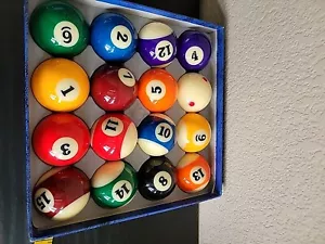 Wu Yi Xin Kang Tournament Billiard Balls Amazing Condition - Picture 1 of 7