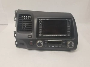 2006 to 2009 OEM HONDA CIVIC RADIO GPS UNIT W/HEATER A/C CLIMATE CONTROL HYBRID - Bild 1 von 3