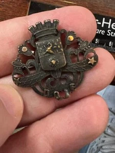 Very Rare DOLE Military Pin 1800's French England Coat of Arms Badge  (B2024B) - Picture 1 of 4