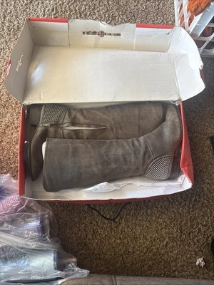 Botas de montar Ivanka Trump FANCI de cuero negro talla 8M cremallera lateral, elásticas Foto 1 de 4